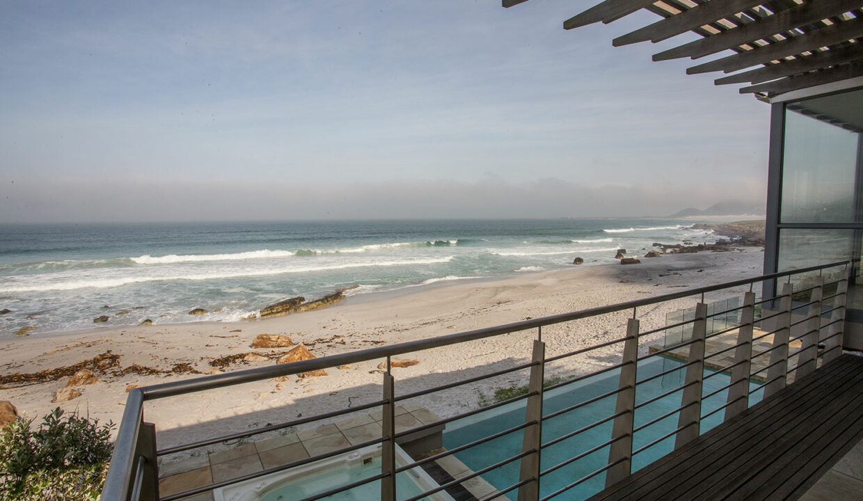 Villa Misty Cliffs Accommodation By Yuppiestay5