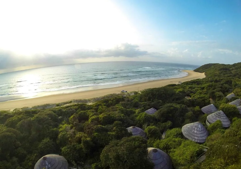 Thonga Beach Lodge Accommodation By Yuppiestay6