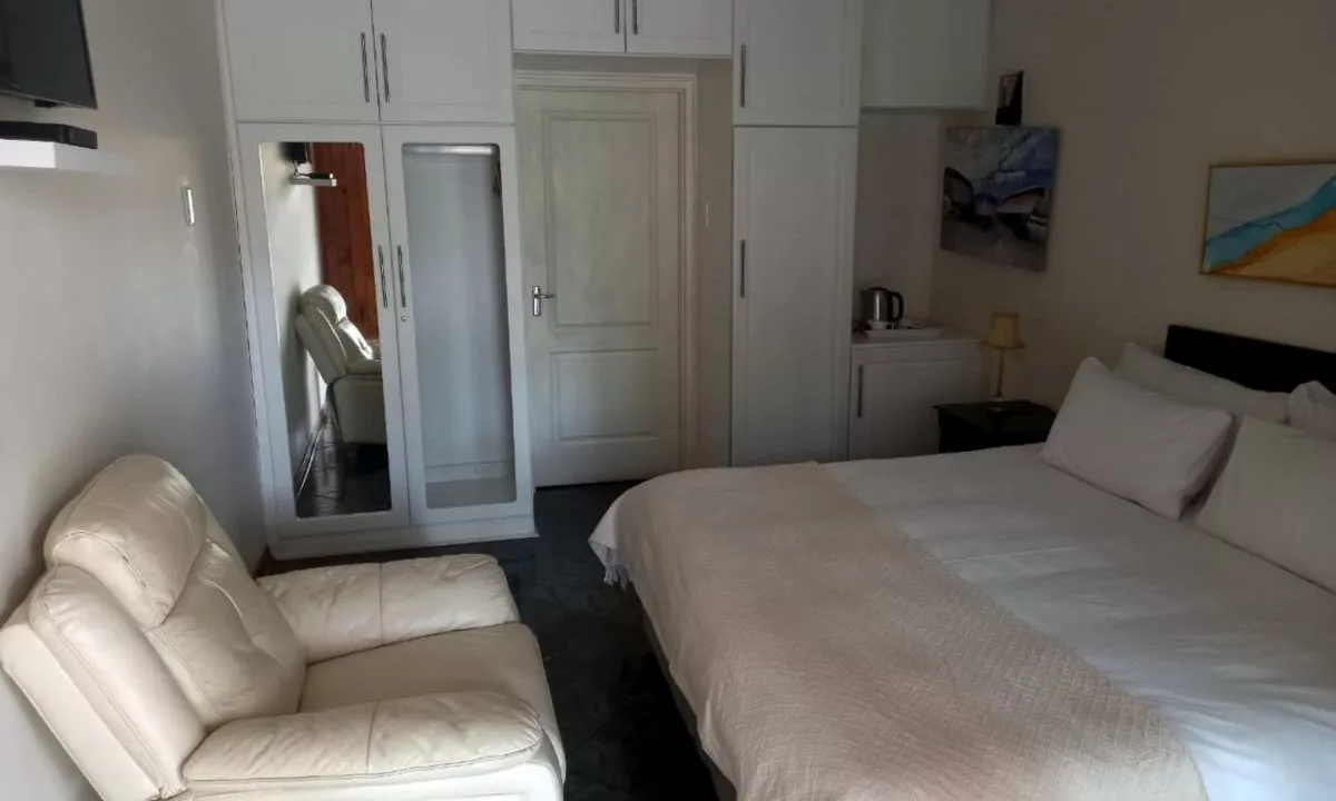 The Hills Guest House Newcastle Accommodation Yuppiestay8