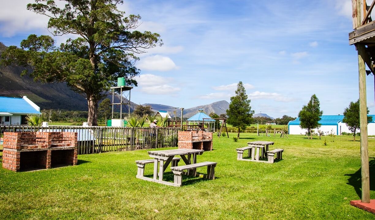Tsitsikamma Cottages Accommodation Yuppiestay9