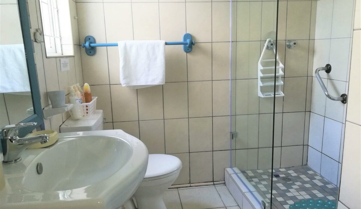 39766