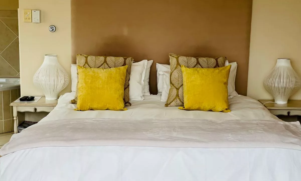 Sandras Guest House Langebaan Accommodation Yuppiestay 12
