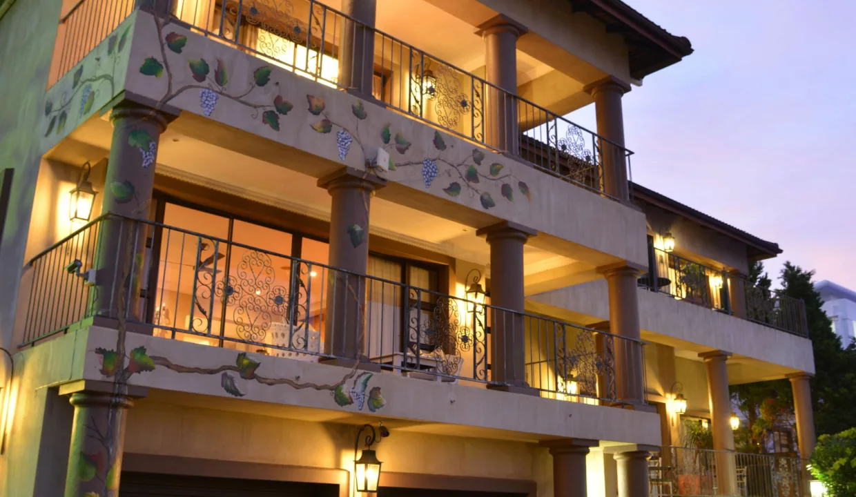 The Vineyard on Ballito Accommodation By Yuppiestay2