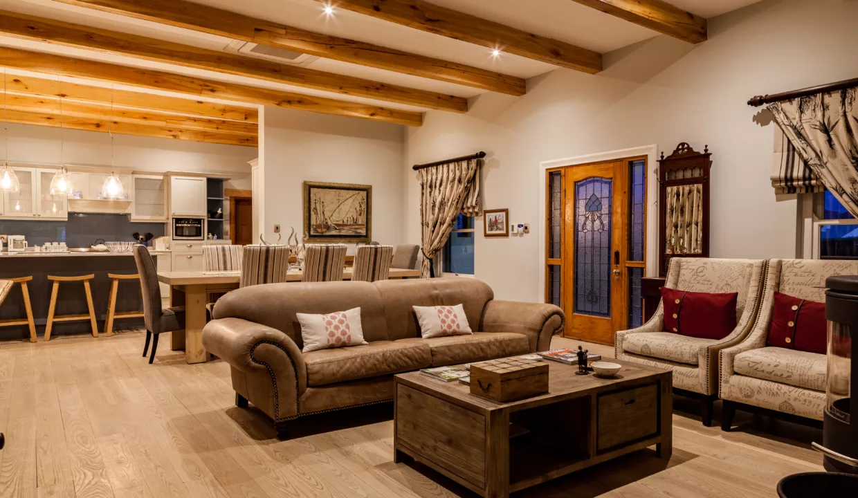 Karoo Masterclass - Lounge - 4016