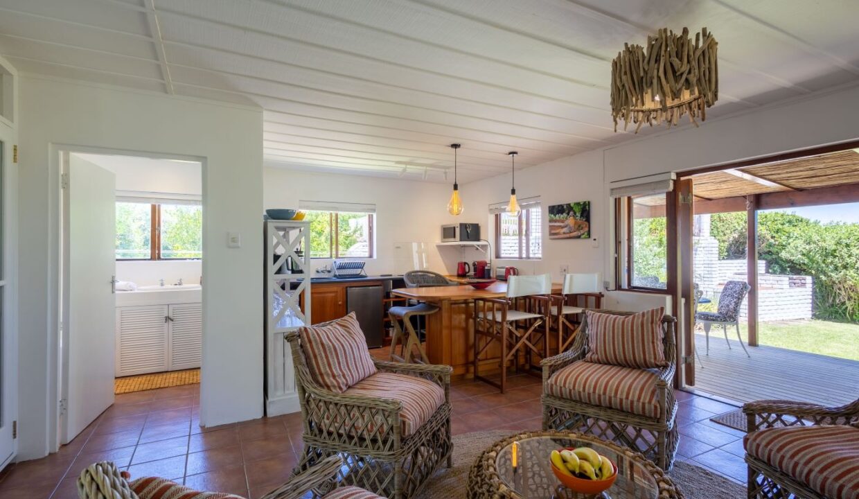 Pansy-Shell-Cottage-4