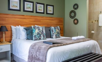 Queen Room — Sunrock Guesthouse
