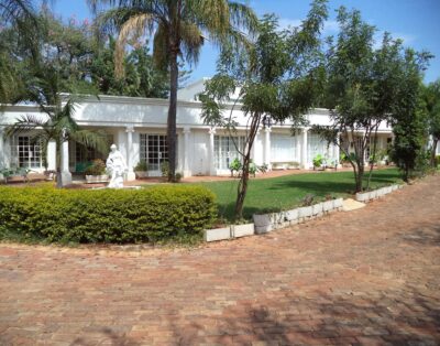 Twin room – Self Catering — Heatherdale Guest House