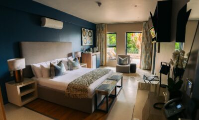 King Room with Sea View — Sky Villa Boutique Hotel