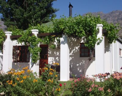 Peacock’s Perch Cottage — Rhodene Farm Cottages