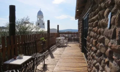 Queen Room — Karoo-Koppie Guesthouse