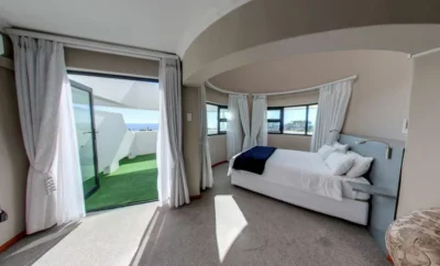 Superior Luxury Ocean-Facing Hotel Suite — St Helena Bay Hotel