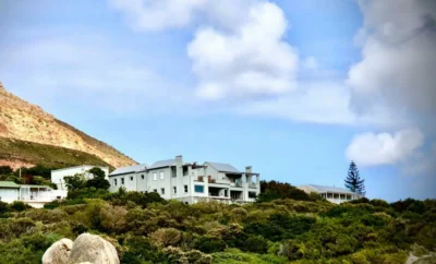 Premier Sea Facing Suites — Tintswalo Boulders